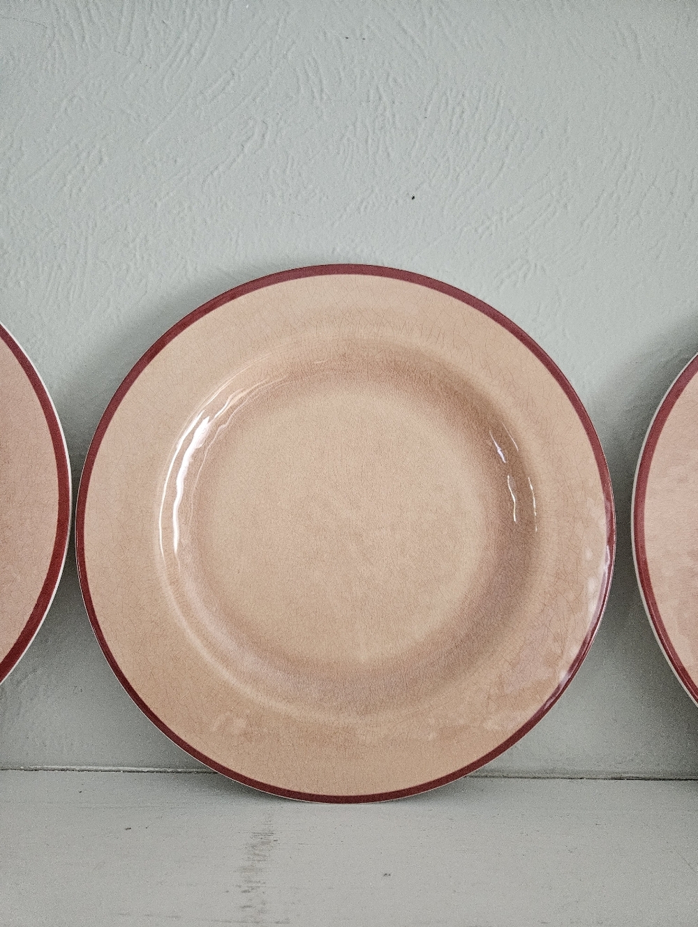 NWOT Threshold Melamine Two Toned Pink Dinner Plates- Set Of 4 - Picture 4 of 9